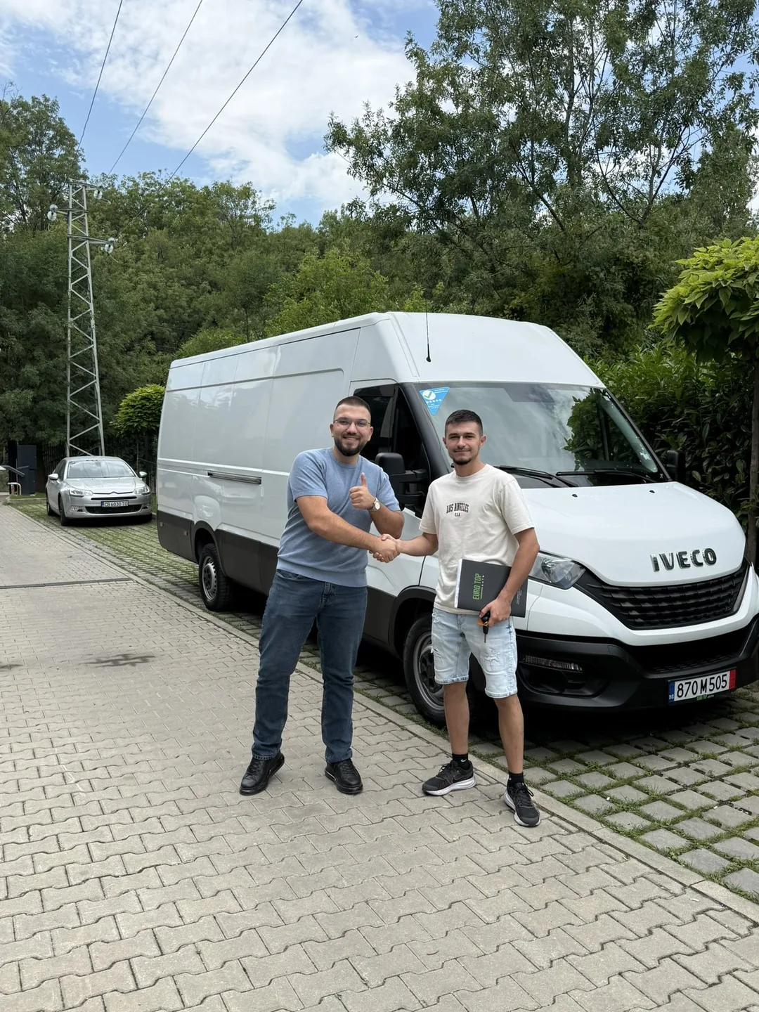 Предаване на микробус Iveco Daily